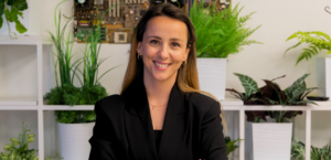 Empowering Innovation: Hana Qerimi Receives ‘Young Woman Entrepreneur’ Award for Western Balkans